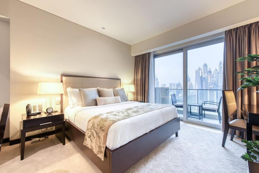 Superhost - At Jw Marriott - The Address Marina Dubaï
